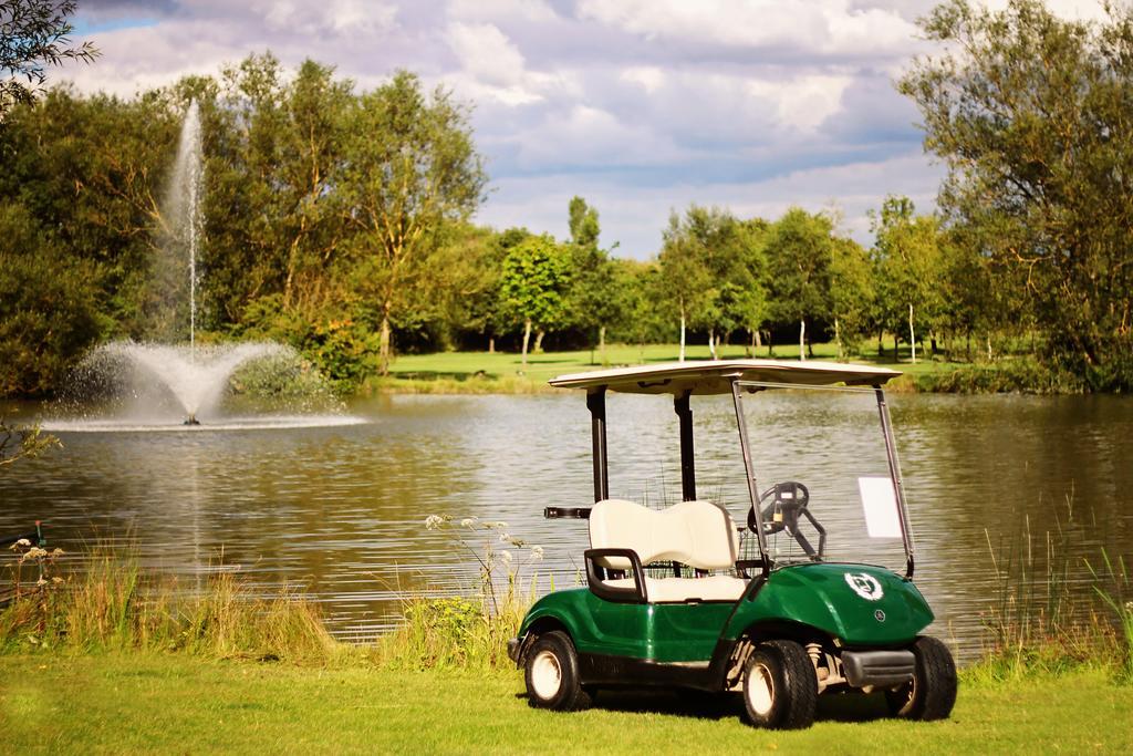 فندق Calderfields Golf & Country Club والسال المظهر الخارجي الصورة